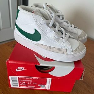 BNIB Toddler Nike Blazer Sneakers